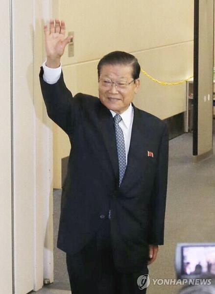 朝总联主席从朝鲜返回日本 称金正恩非常健康