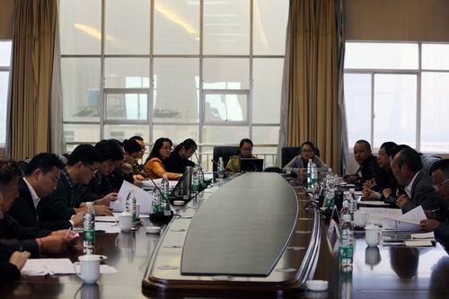 云南经济管理学院组织召开对口援建迪庆民族中专工作会议